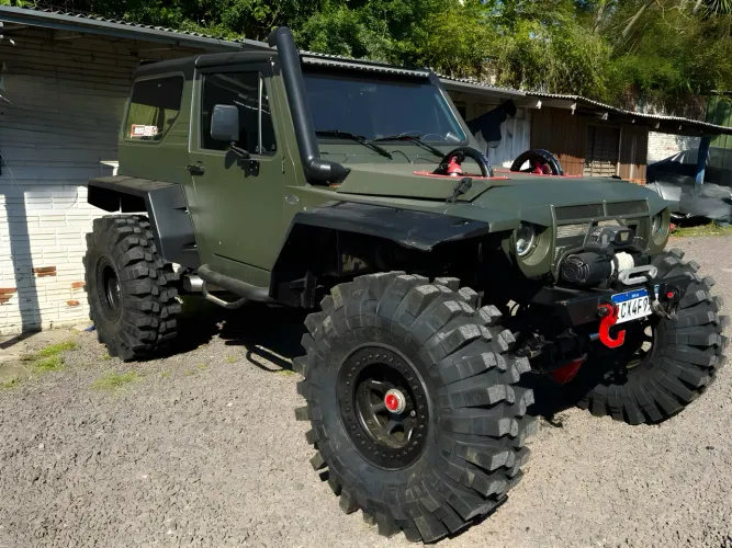 JPX Jipe Montez 4X4 CD Teto Rígido Diesel 1995