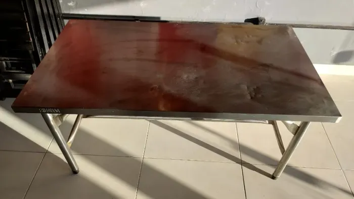Mesa Inox Reforçada Fritomaq - 1,27m (Suporta Carga Pesada)