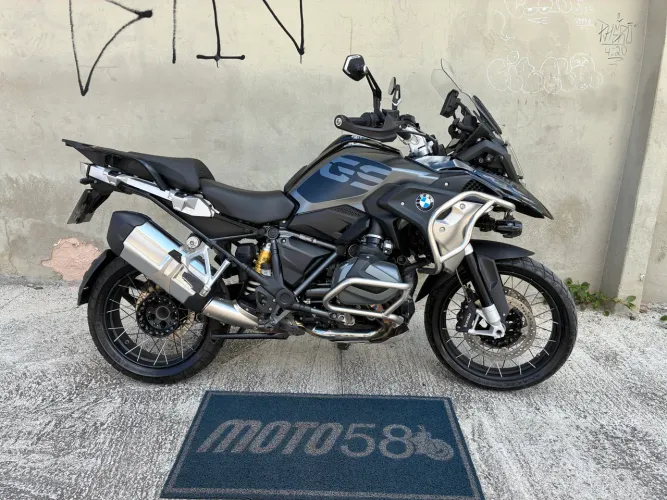 Triple Black 1250 GS 2024 com 15.000 km
