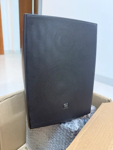 Caixa de som JBL 