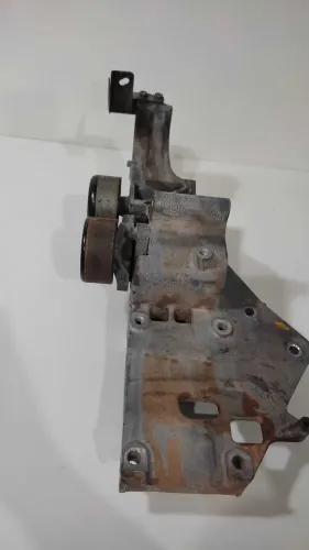 Suporte Compressor Alternador Nissan Frontier 2.5 190cv 2015