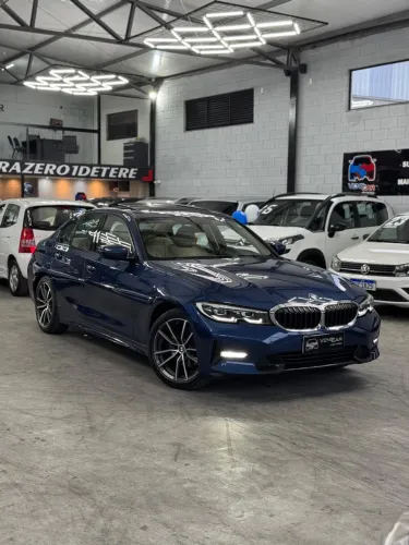 BMW 320i 2022 teto solar - apenas 54 mil km 