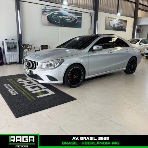 Mercedes-Benz CLA-200 Vision 1.6 TB 16V Flex Aut. 2015
