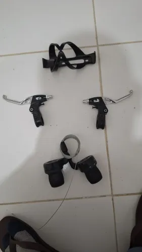 Alavanca Passador + Suporte para Garrafa de água + Manete de freio preto V-Brake