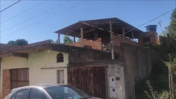Vendo casa.