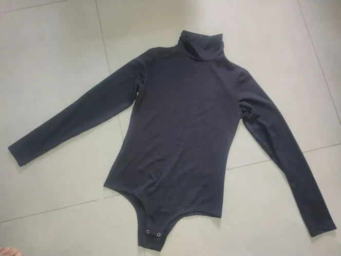 Body gestante ensaio fotográfico/ Gola Alta/ Manga longa/ Cor preta