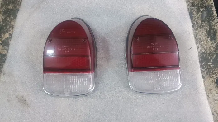 LANTERNA TRASEIRA+ARO POLIMATIC VW DO FUSCA 