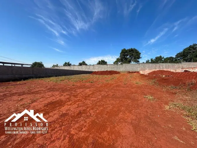 Terreno no Condomínio Residencial Florisa II em Limeira-SP