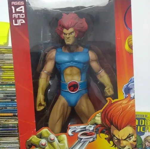 Boneco Lion-O Mezco Mega Scale Original e Lacrado! 35cm