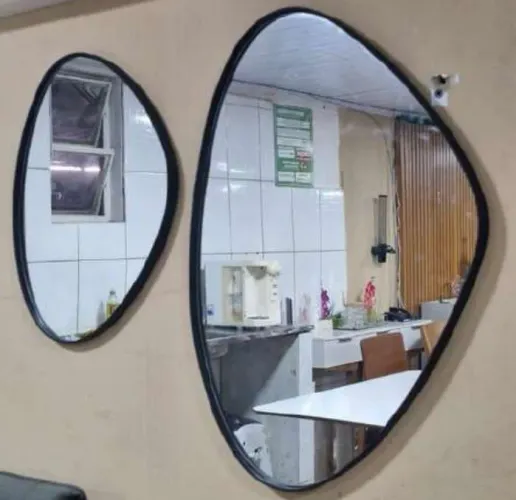 Espelho orgânico preto