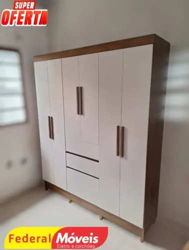 Guarda Roupa 6 Portas Novo - Espaço, Qualidade e Estilo!