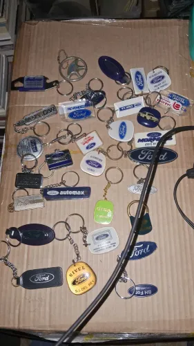 Raros Chaveiros da Ford Concessionárias