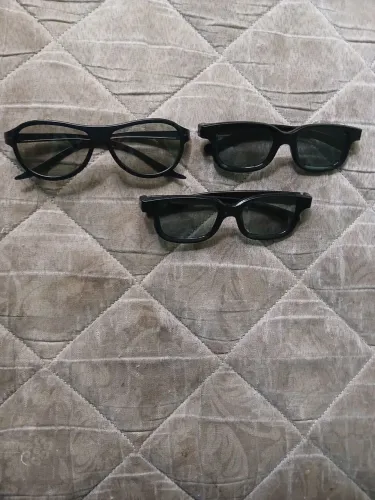 3 ÓCULOS 3D