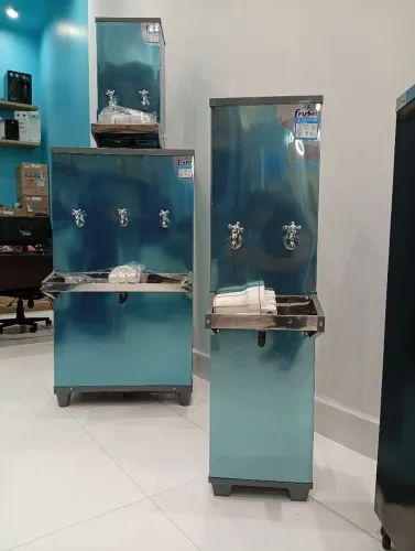 Bebedouro em Aço Inox 25 litros 