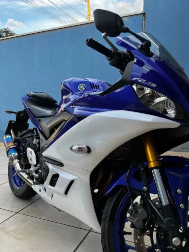 Yamaha R3