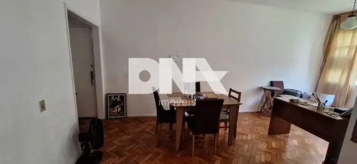 Apartamento : / Residencial / Copacabana