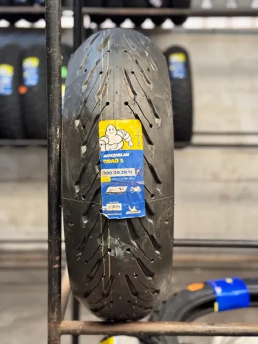 Pneu Michelin Road 5 190/50-17 Suzuki Hayabusa/Gsx1000/Z1000/Ninja 1000/Cbr1000/Ducati