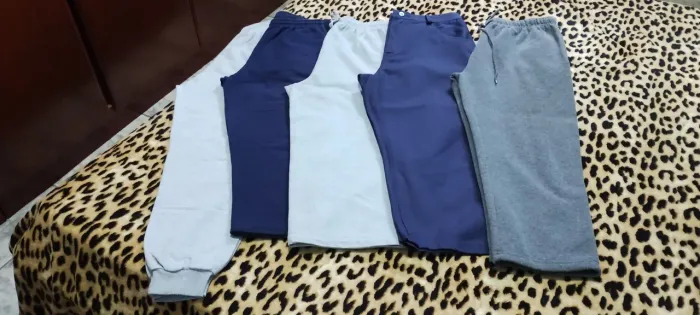 Calça de Moleton Masculina