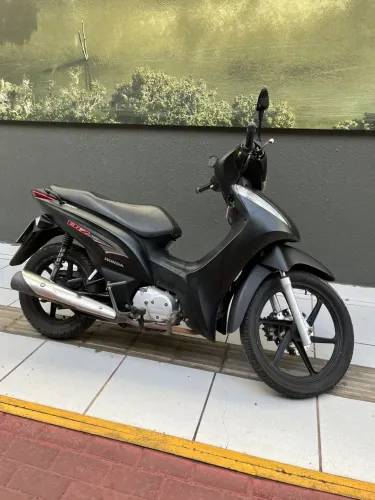 BIZ 125 EX 2015 