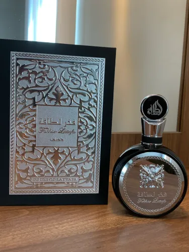 Fakhar Black Lattafa 100ml ACEITO OFERTA