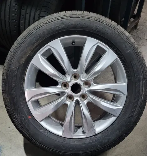 Estepe 18 Kia Sorento roda e pneu novo 