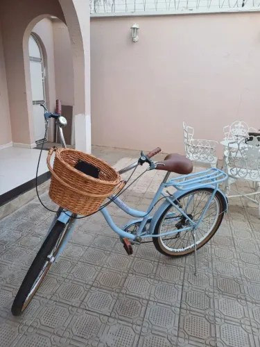 Bicicleta Maria Clara azul com cestinha