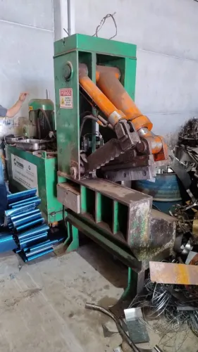 Tesoura Hidráulica 70 Ton