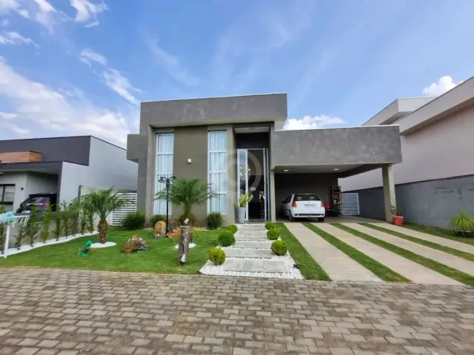 Casa em Condomínio : / Residencial / Condomínio Bosque Dos Pires