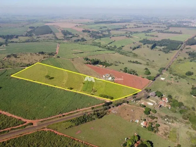 Área à venda, 78000 m² por R$ 1.500.000,00 - Zona Rural - Uchoa/SP