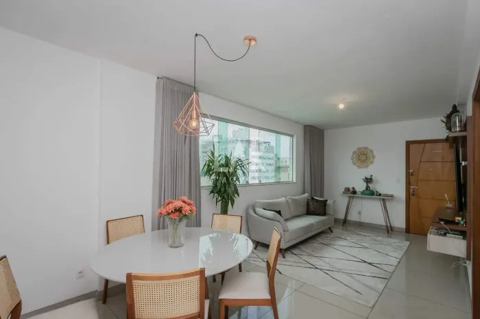 Apartamento à venda, 3 quartos, 1 suíte, 3 vagas, Sagrada Família - Belo Horizonte/MG