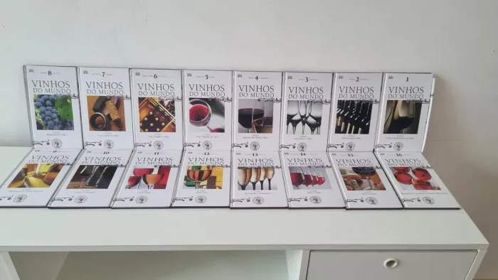 Antiga Coleção Vinhos do Mundo Adega Veja - Completa 16 Livros