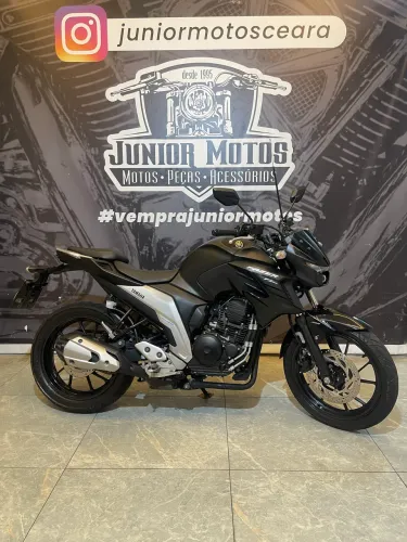 YAMAHA FZ25 - 2023 - com apenas 17.000km - COM GARANTIA!