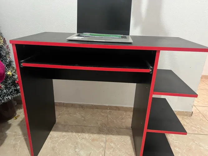 Mesa de computador escrivaninha