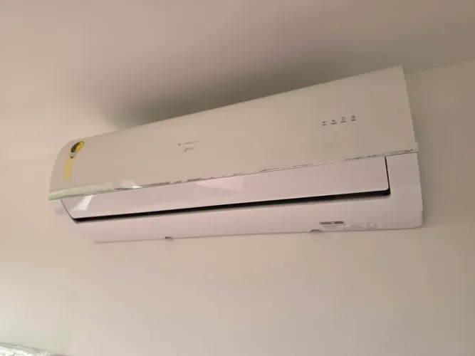 Ar condicionado Springer Midea 18000 btus