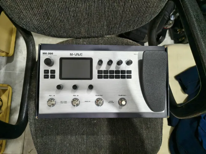 Pedaleira MVave MK300 Nova com Caixa