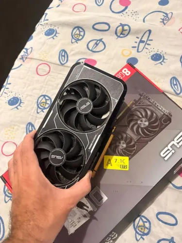 Placa de vídeo RX 7600 8GB ASUS