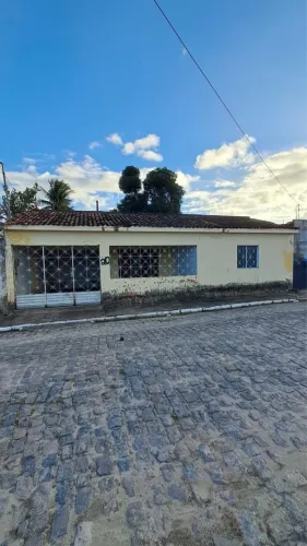Casa a venda 12X 28 em capela