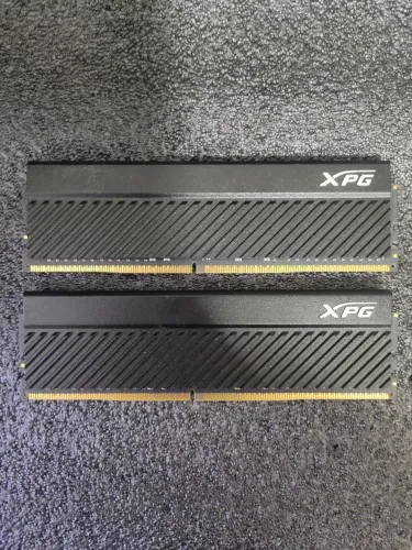 Memória RAM XPG GAMMIX D45 32GB (2x16GB) DDR4 3200MHz CL16