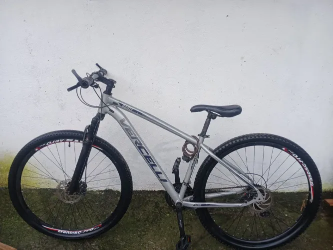 Bicicleta Vercelli Aro 29