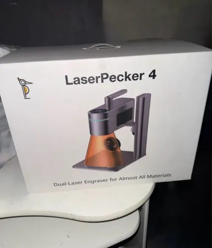 Laser Pecker 4 (lacrada) 