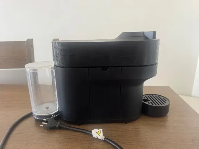 Cafeteira Nespresso Vertuo Preta