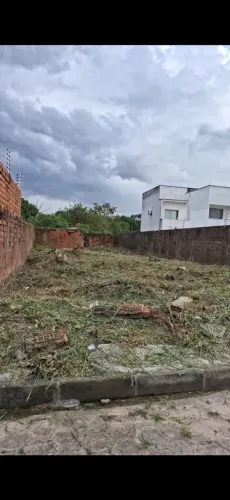 Terreno em condomínio fechado