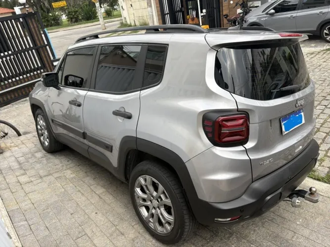 Jeep Renegade Sport T270 1.3 TB 4X2 Flex Aut. 2023