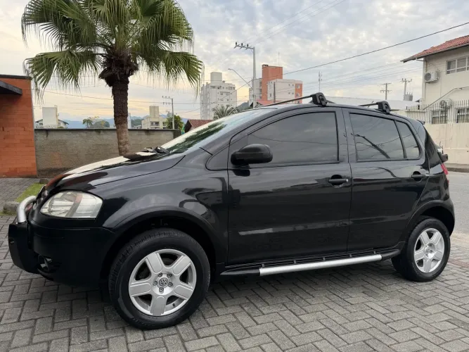 Volkswagen Crossfox 1.6 MI Total Flex 8V 5P 2006
