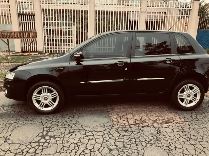 Fiat Stilo Dualogic 1.8 Flex 8V 5P 2011