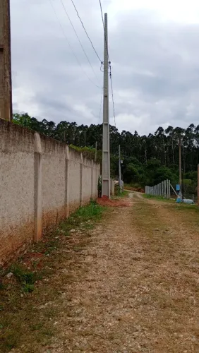 Terreno Santa Gema 750 metros. Casa Simples