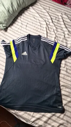 Camisa adidas tam M