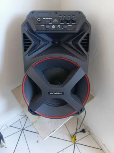 VENDO CAIXA DE SOM BLUETOOTH 