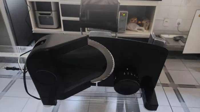 Multifatiador Elétrico 150w Cinza E Preto Britânia