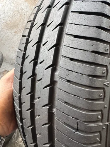 01 Pneu Firestone F-700 175/70R14 88T, 80% vida útil
